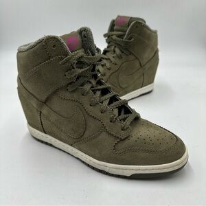 Nike Dunk Sky Hi Olive Suede Hidden Wedge Sneakers Women’s 10 528899-200